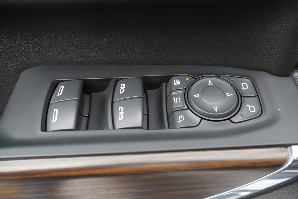 Used 2023 Chevrolet Silverado 2500 High Country w/ Technology Package image 30