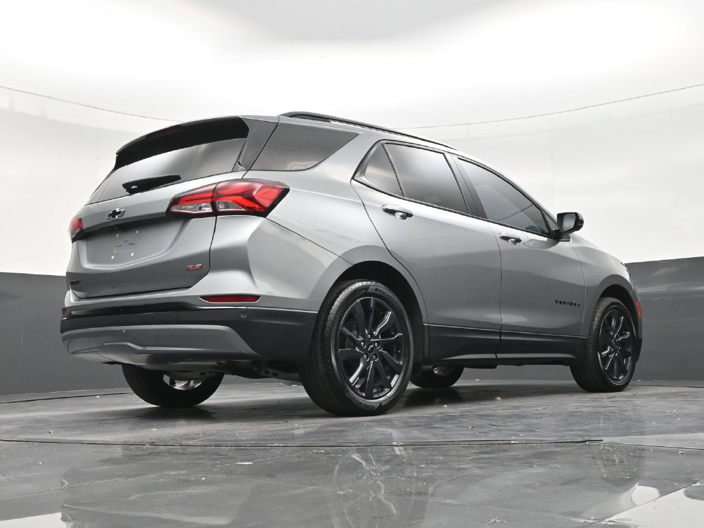 Used 2024 Chevrolet Equinox RS w/ RS Leather Package FWD image 24