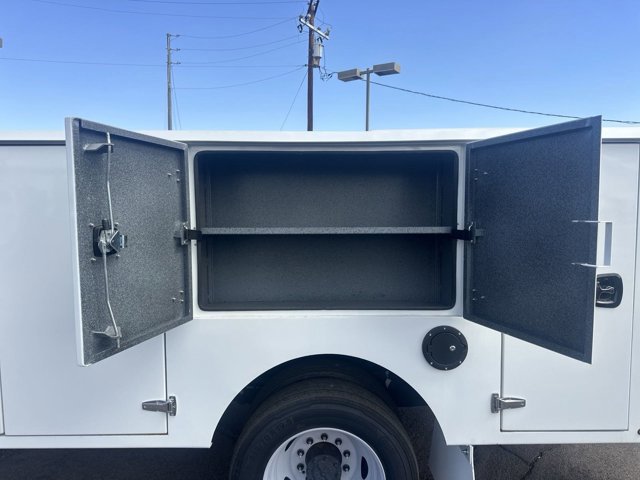 New 2023 Ford F550 2WD Regular Cab Super Duty image 13