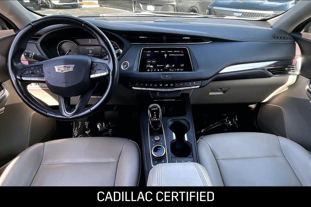 Certified 2022 Cadillac XT4 Luxury image 14