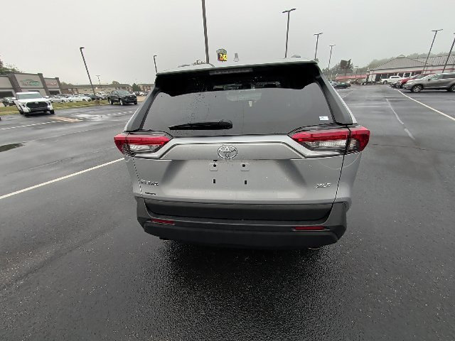 Certified 2025 Toyota RAV4 XLE w/ Convenience Package FWD image 7