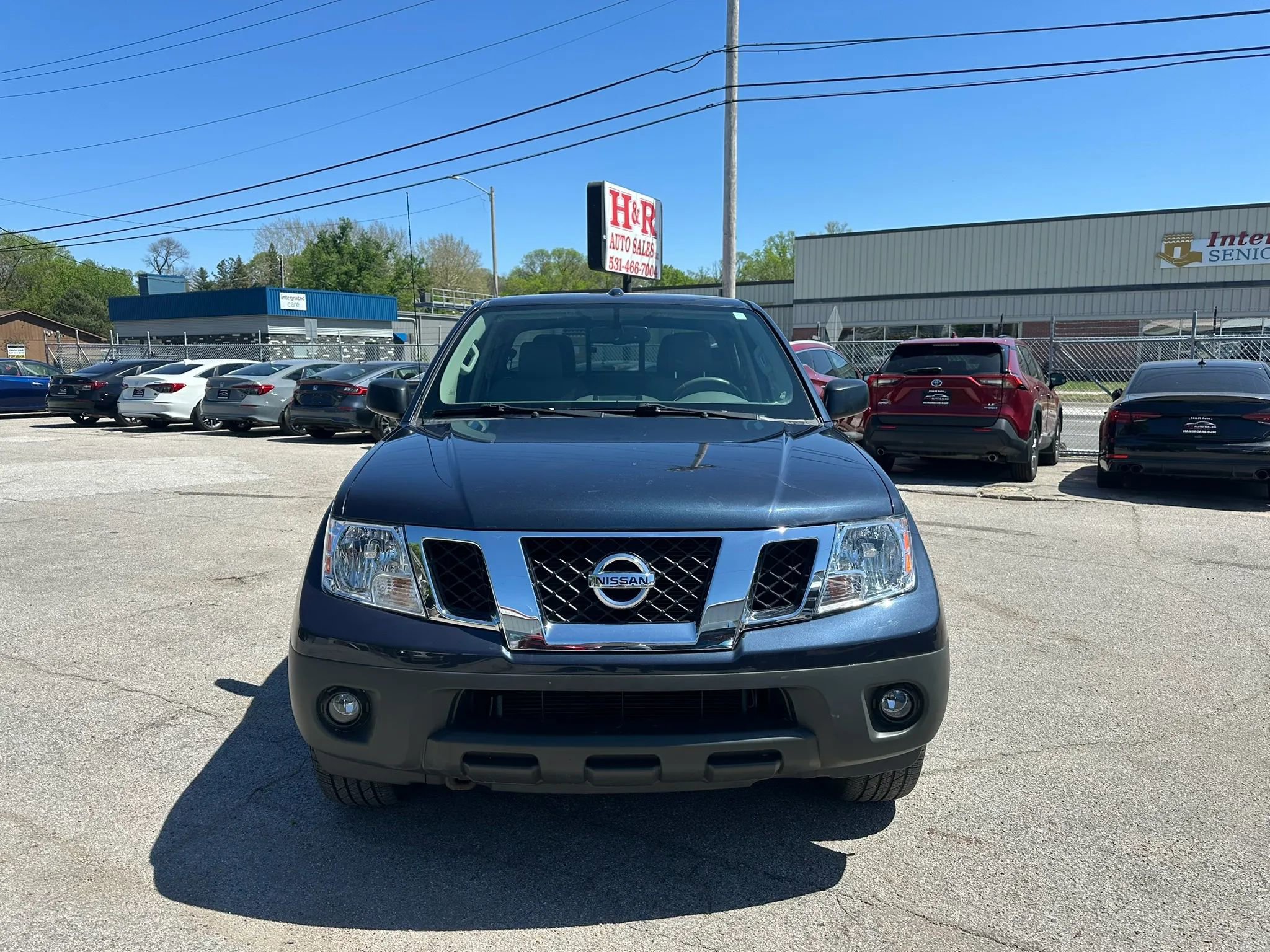 Used 2016 Nissan Frontier SV w/ SV Value Truck Package AWD/4WD image 2