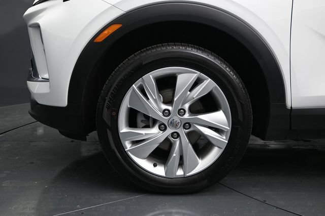 Used 2025 Buick Encore GX Preferred AWD/4WD image 16