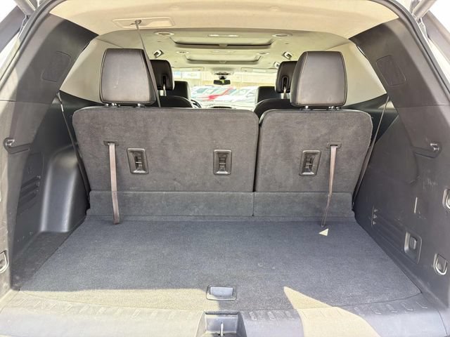 Used 2018 Chevrolet Traverse Premier w/ Redline Edition FWD image 23