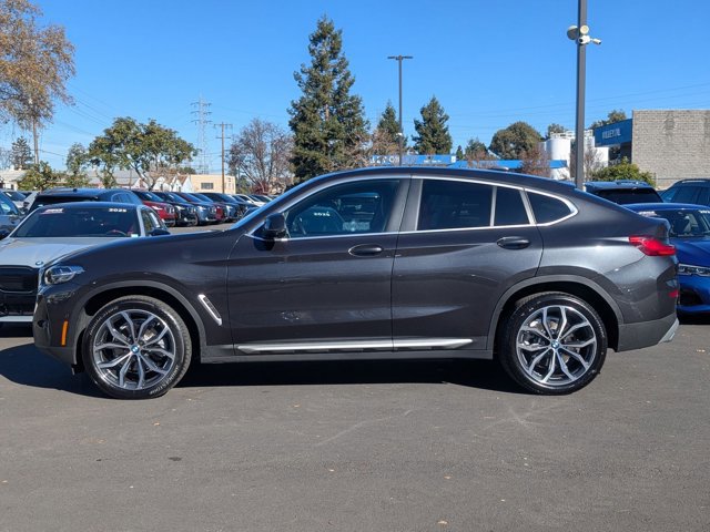 Used 2025 BMW X4 xDrive30i w/ Premium Package image 9