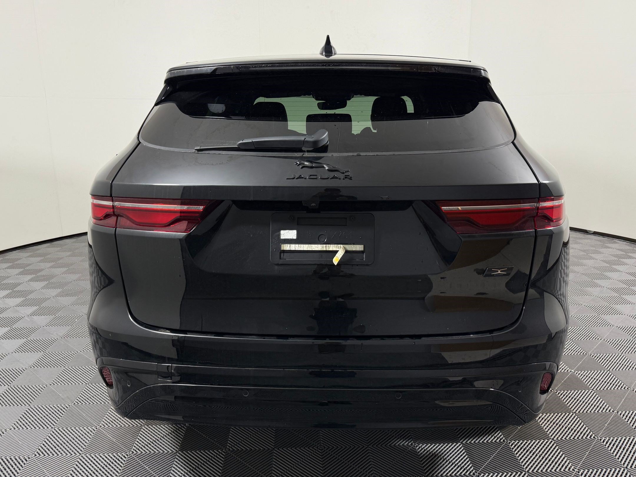 New 2026 Jaguar F-PACE R-Dynamic S AWD/4WD image 10