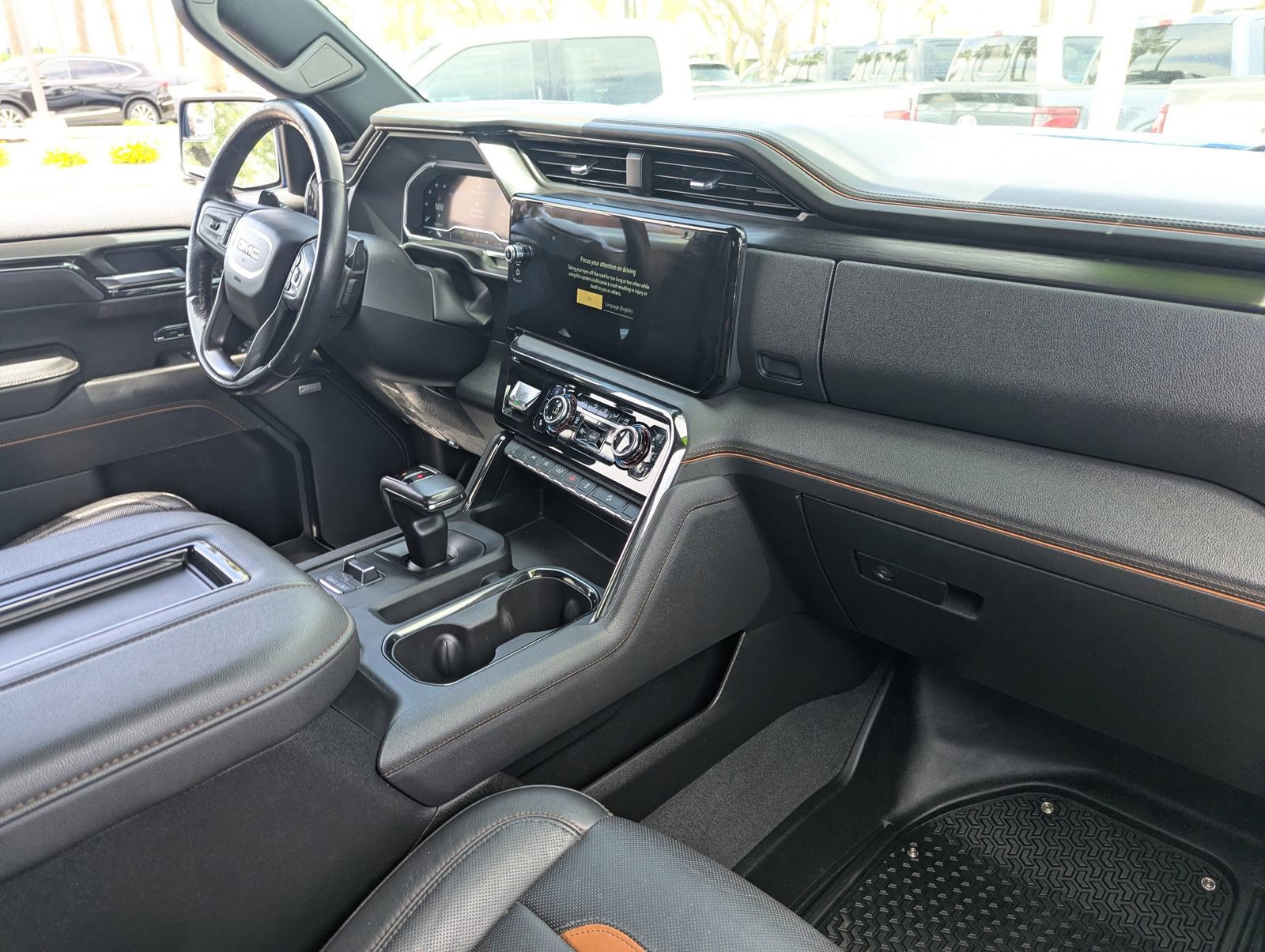 Used 2022 GMC Sierra 1500 AT4 AWD/4WD image 12
