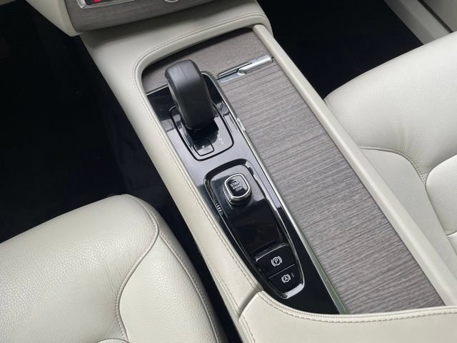 Certified 2023 Volvo XC90 B6 Plus w/ Protection Package Premier AWD/4WD image 24