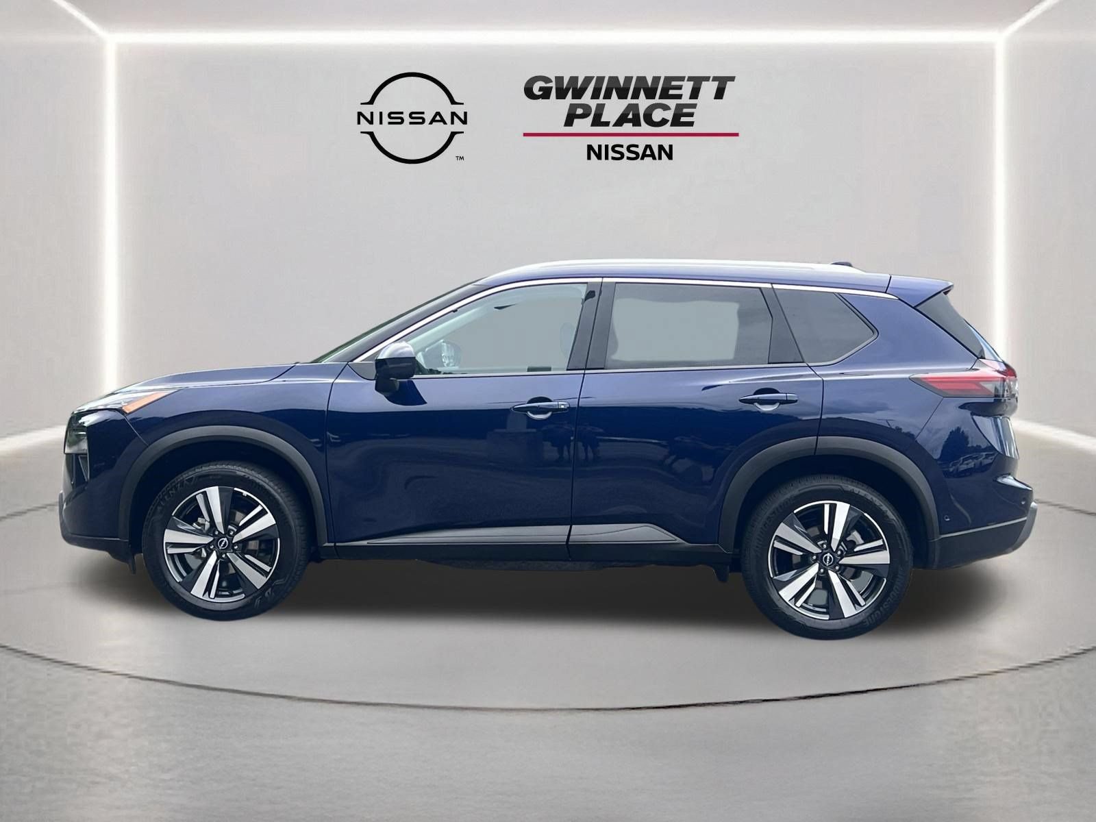 Certified 2026 Nissan Rogue SL FWD image 22