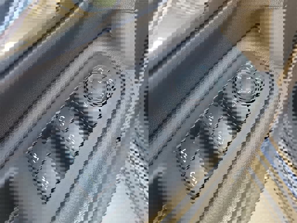 Used 2019 GMC Terrain Denali w/ Driver Alert Package II image 16