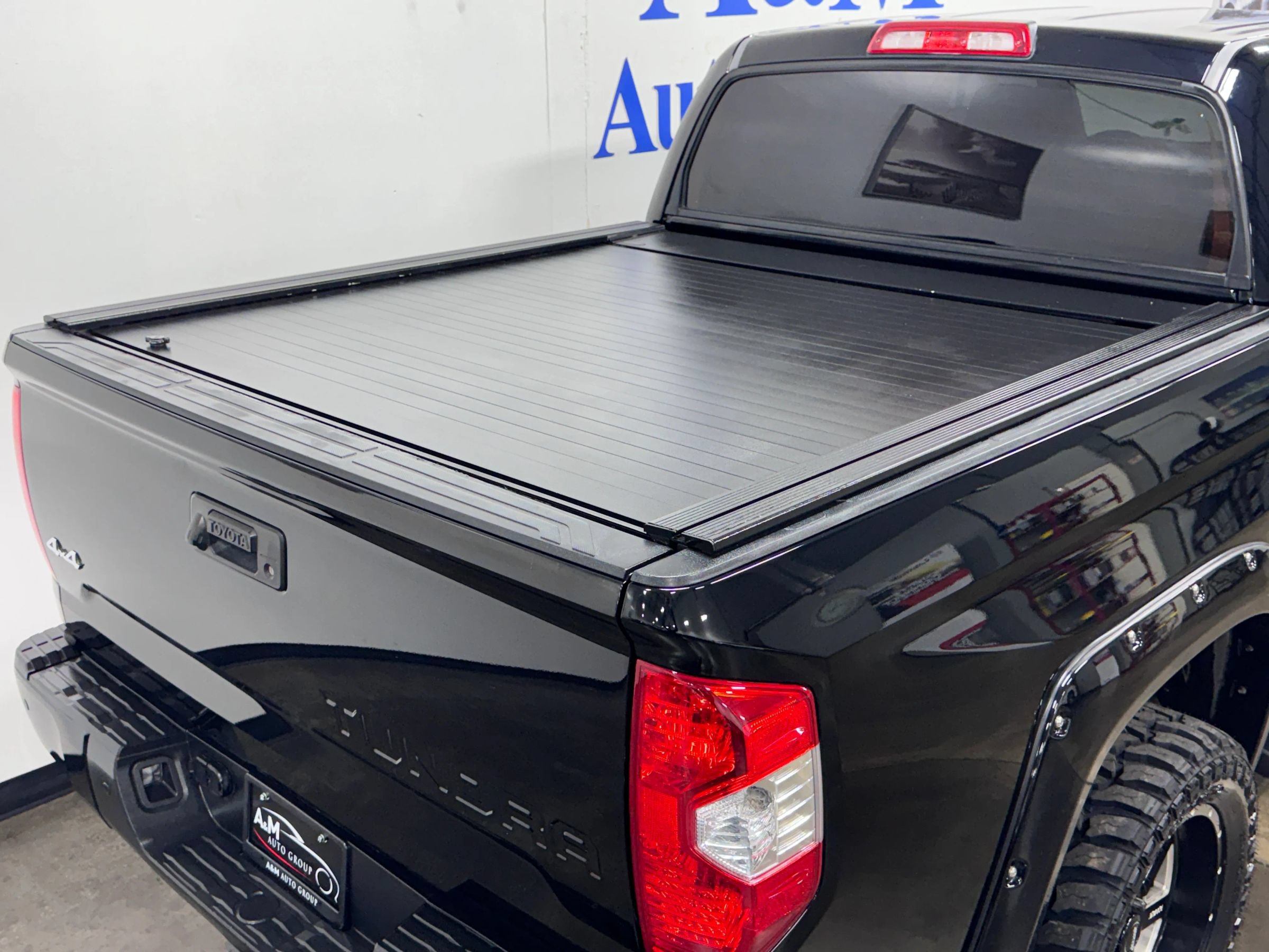 Used 2015 Toyota Tundra Platinum AWD/4WD image 8