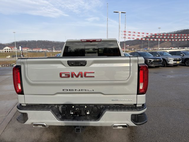 Used 2025 GMC Sierra 1500 Denali image 5