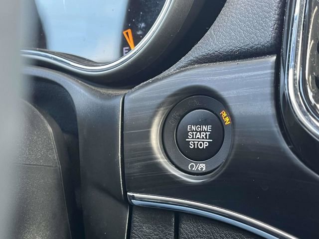 Used 2022 Jeep Grand Cherokee Limited image 35