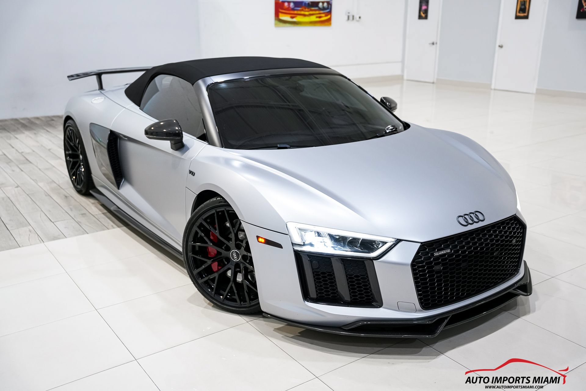Used 2018 Audi R8 V10 w/ Carbon Exterior Package AWD/4WD image 56