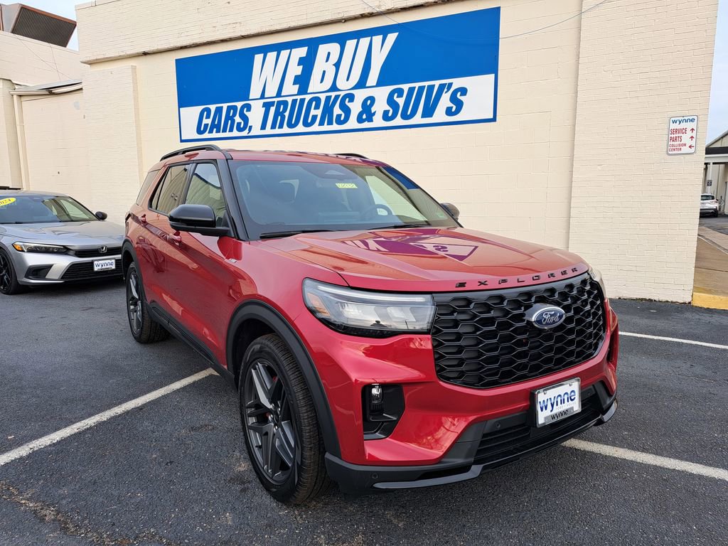 New 2026 Ford Explorer ST-Line w/ ST-Line Street Pack image 1