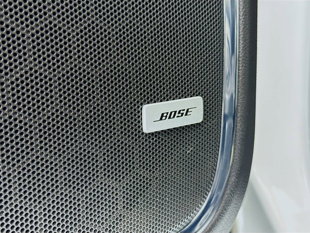 Used 2018 GMC Yukon Denali w/ Open Road Package AWD/4WD image 18