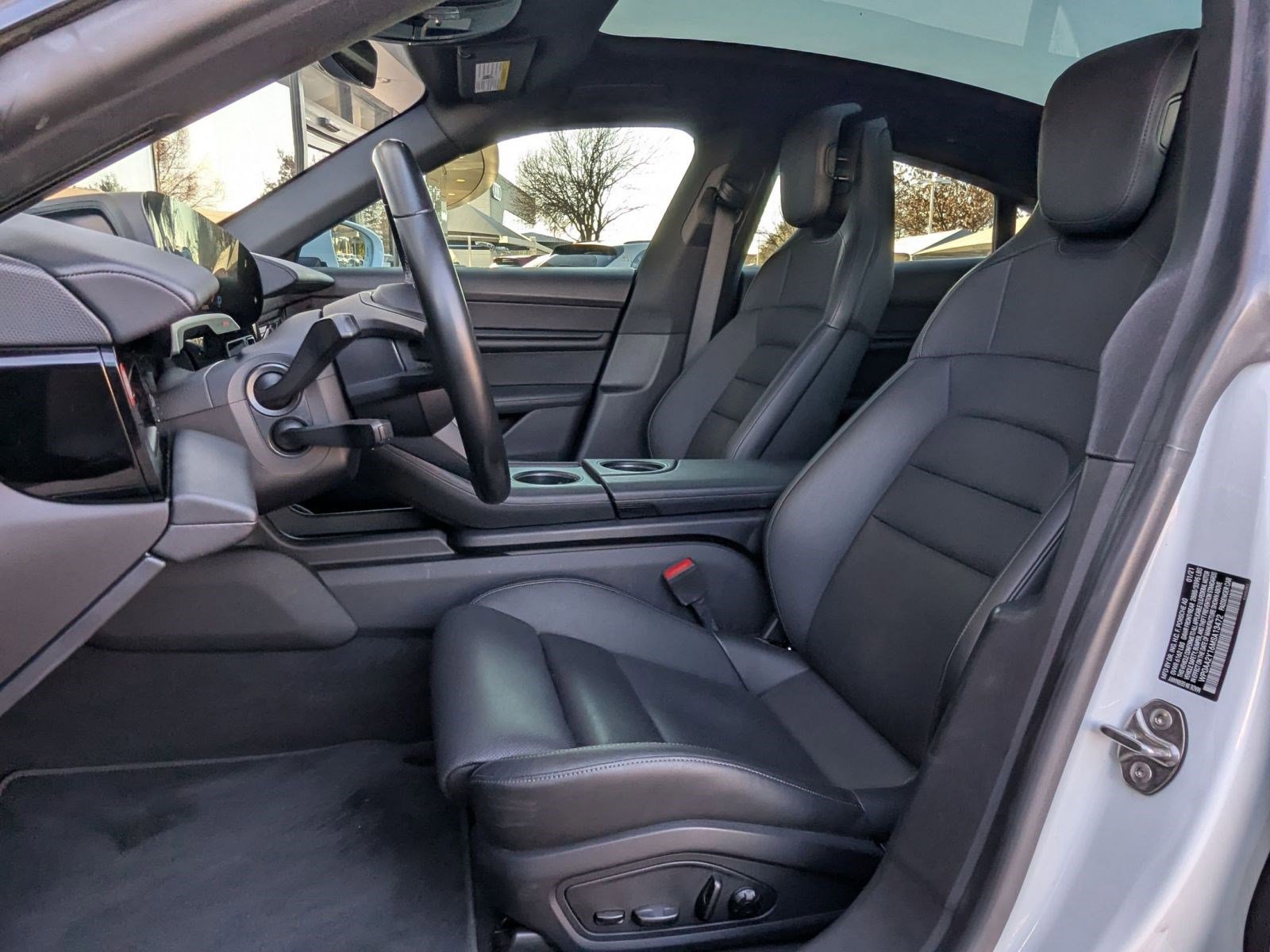 Certified 2021 Porsche Taycan image 5