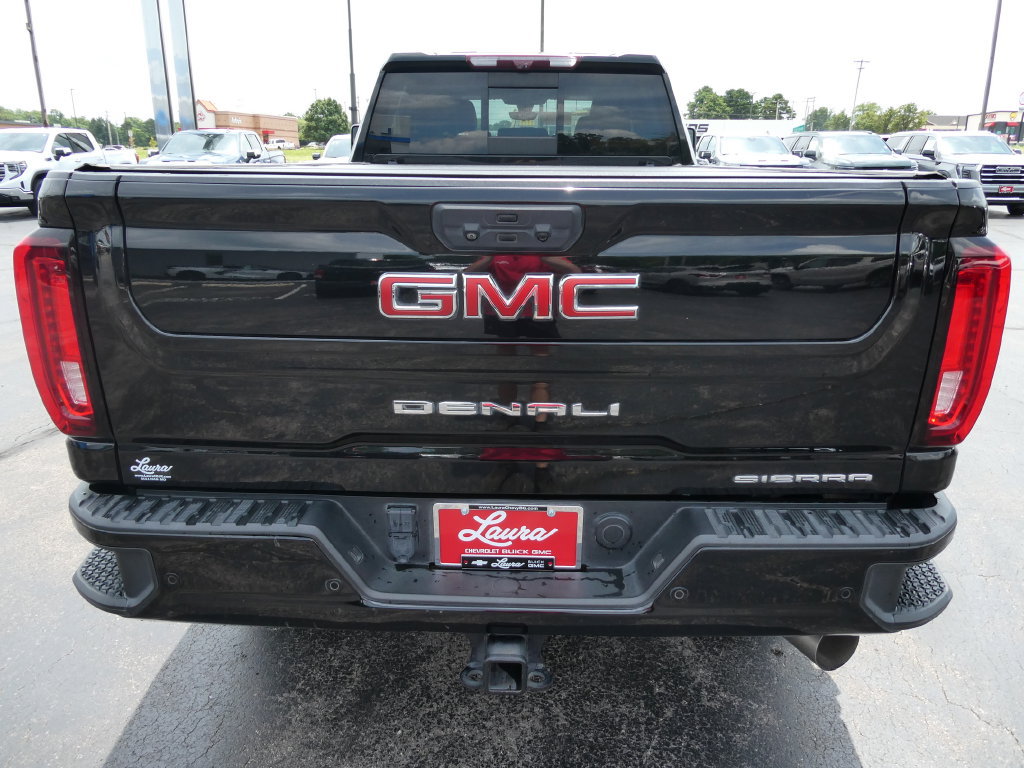Certified 2022 GMC Sierra 3500 Denali w/ Denali Black Diamond Edition AWD/4WD image 6