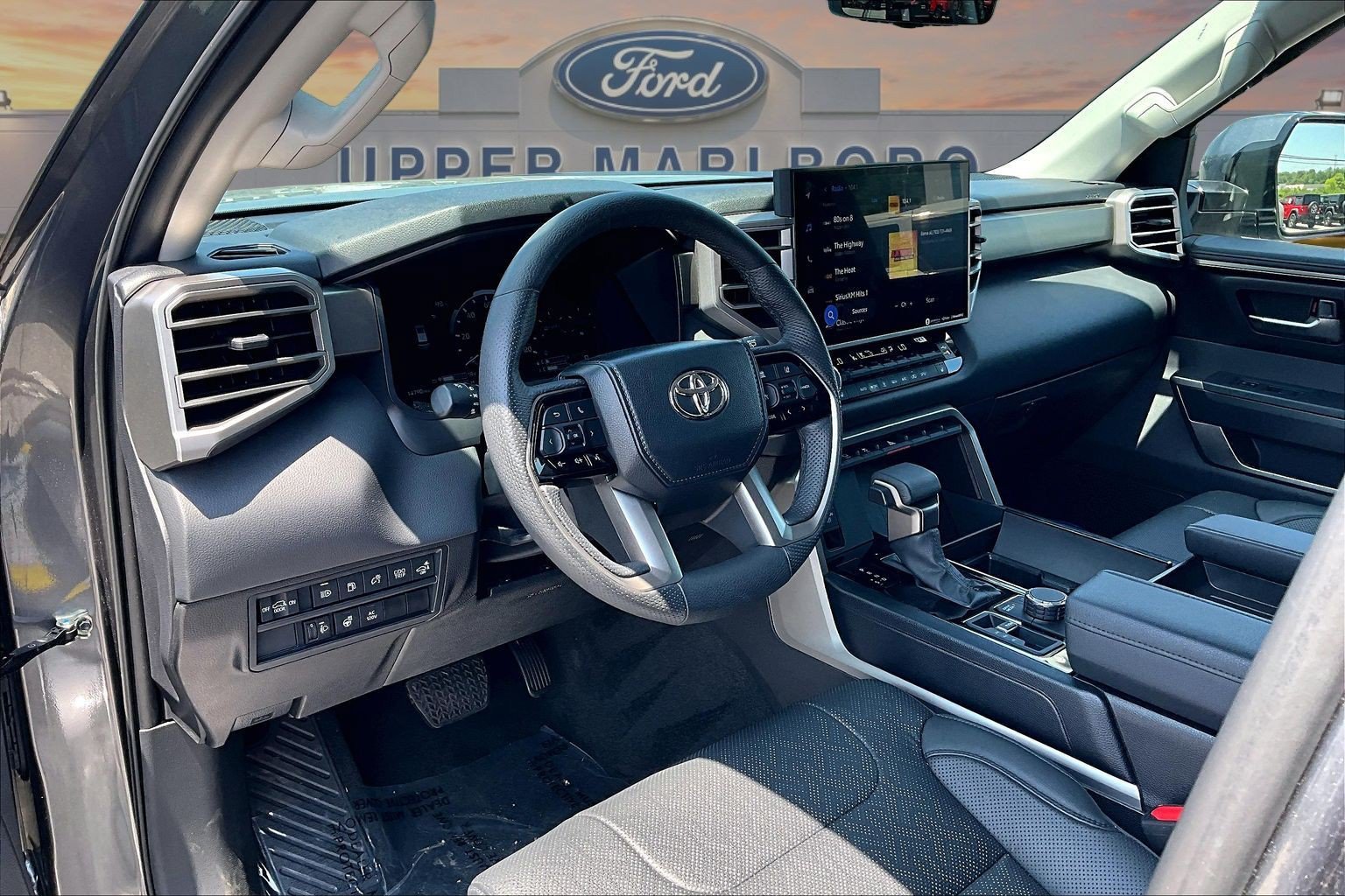 Used 2024 Toyota Sequoia SR5 w/ SR5 Premium Package AWD/4WD image 14