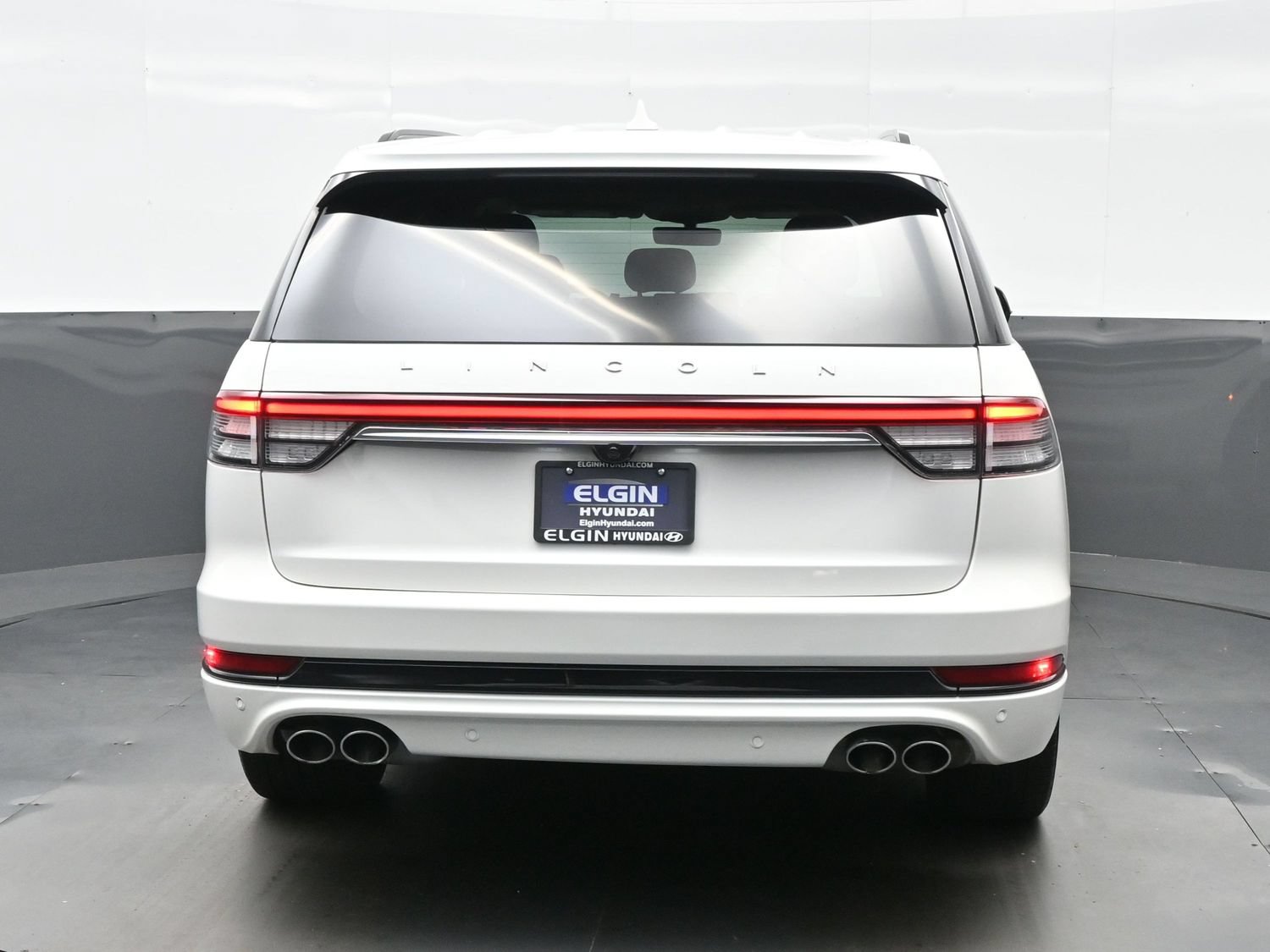 Used 2023 Lincoln Aviator Reserve w/ Jet Package AWD/4WD image 5