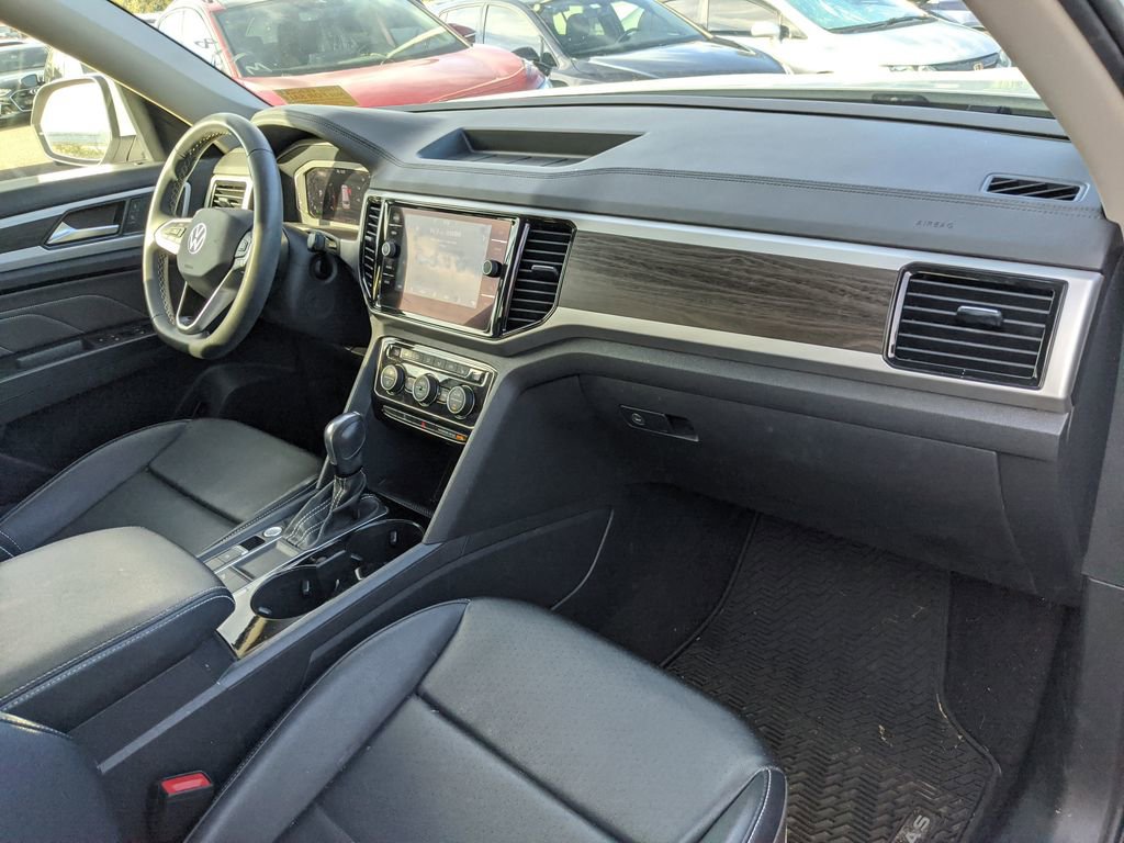 Used 2022 Volkswagen Atlas SE image 6