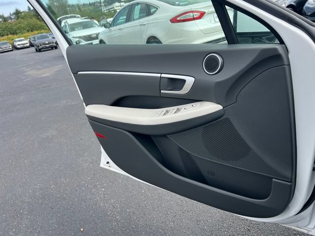 New 2026 Hyundai Sonata SEL AWD/4WD image 14