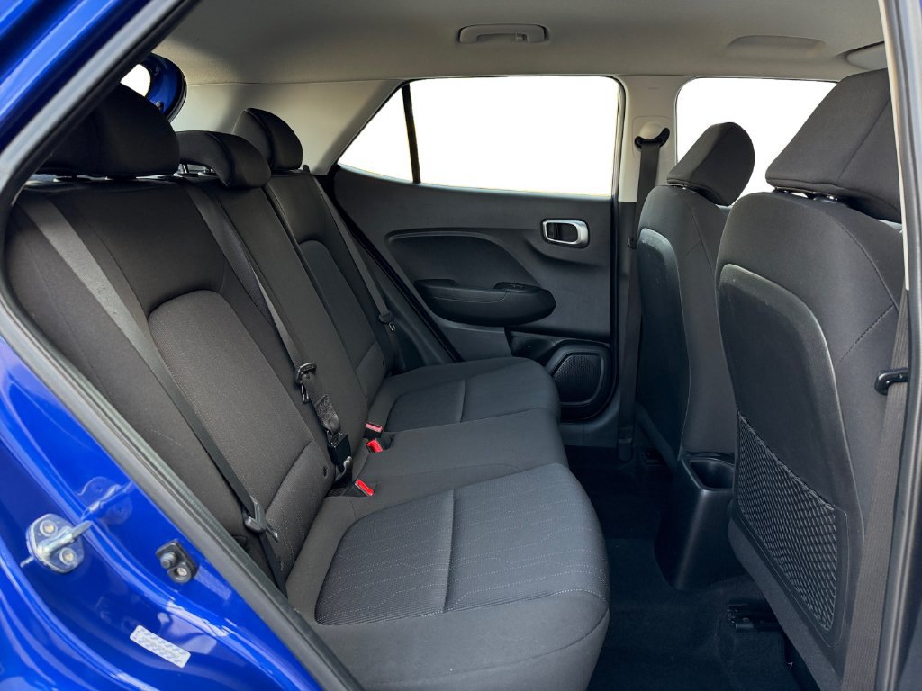 Used 2021 Hyundai Venue SE FWD image 20