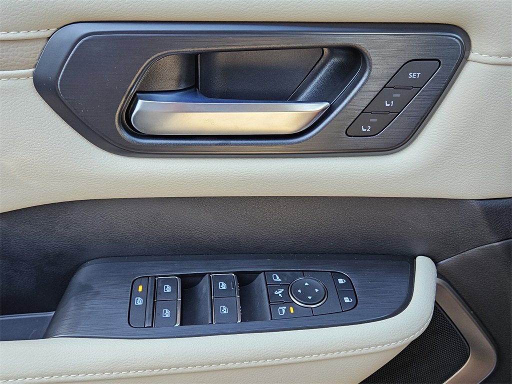 New 2026 Nissan Armada Platinum image 31