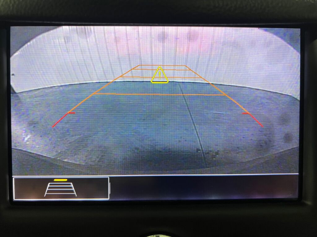 Used 2019 Chevrolet Cruze LT image 9