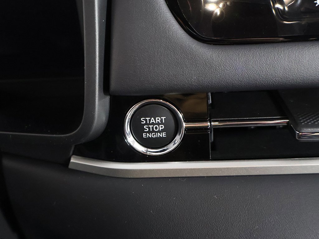 New 2026 Mitsubishi Outlander SE image 45