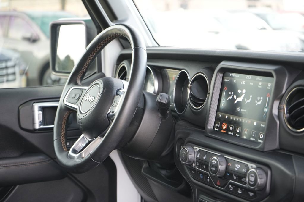 Used 2023 Jeep Wrangler Unlimited Sahara image 13