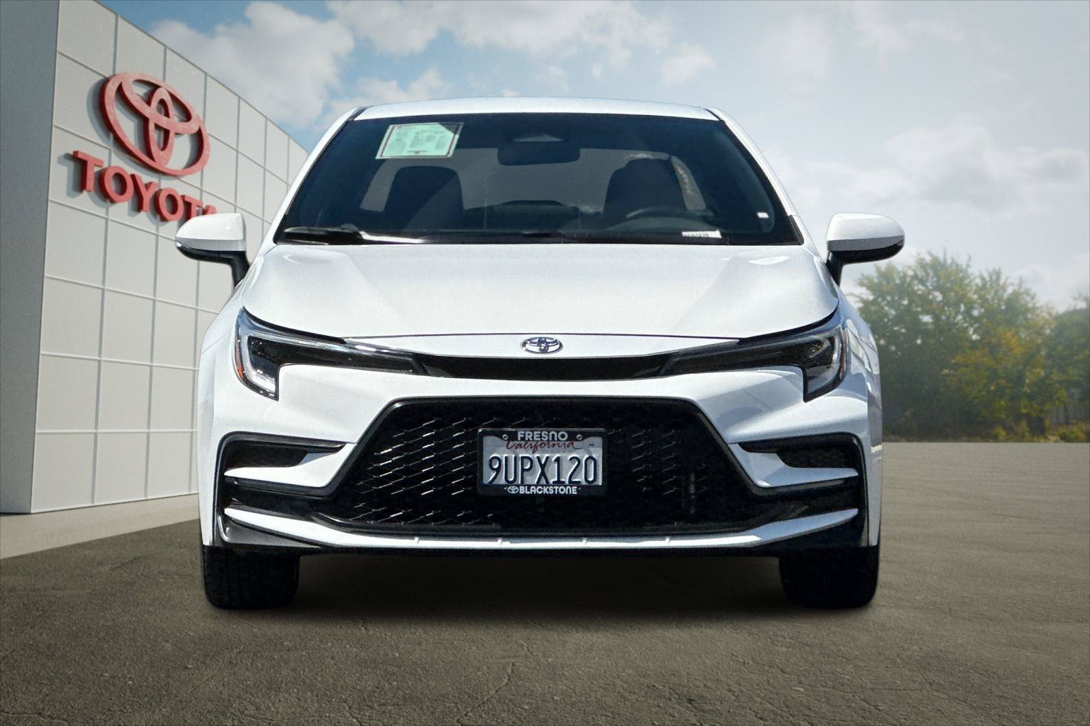 Certified 2026 Toyota Corolla SE w/ SE Package FWD image 8