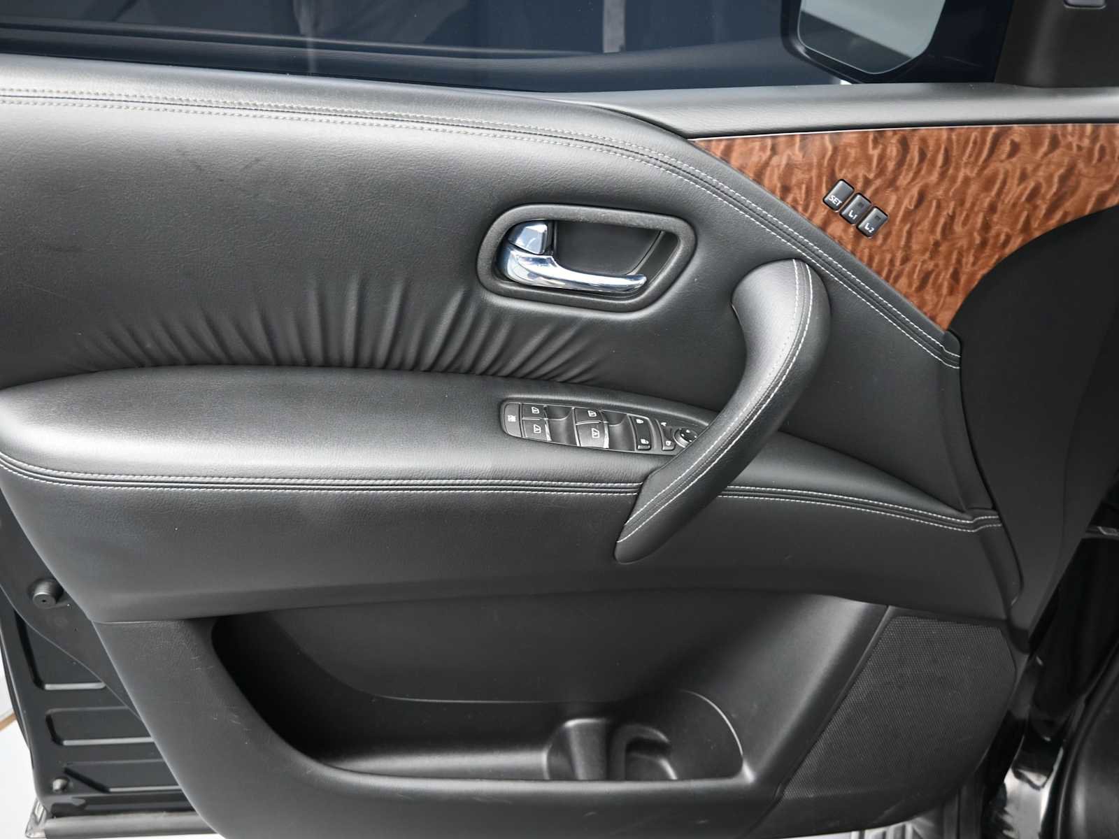 Used 2019 Nissan Armada Platinum w/ Captain's Chairs Package image 12