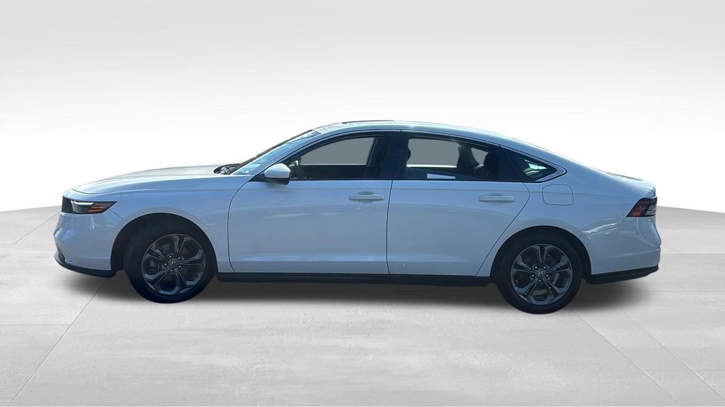 Certified 2024 Honda Accord EX image 4