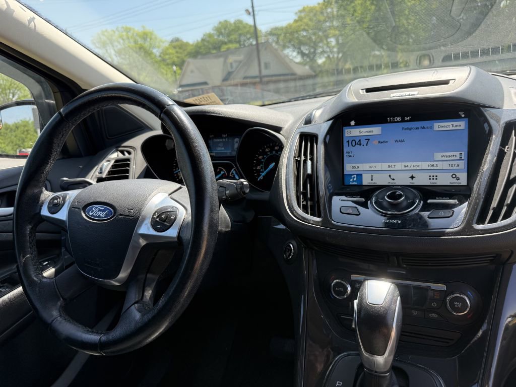 Used 2016 Ford Escape Titanium image 30