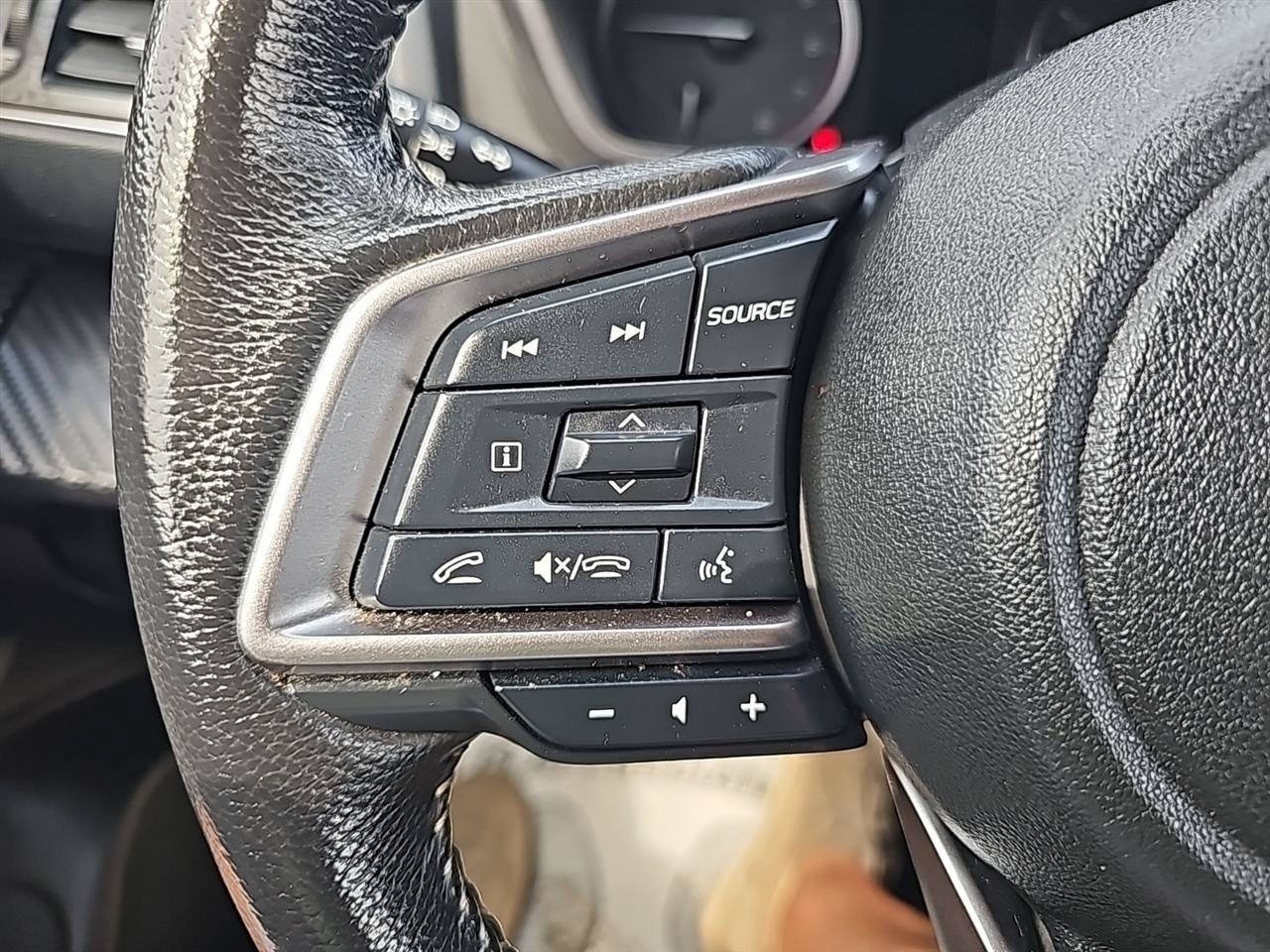 Used 2024 Subaru Ascent Premium AWD/4WD image 18