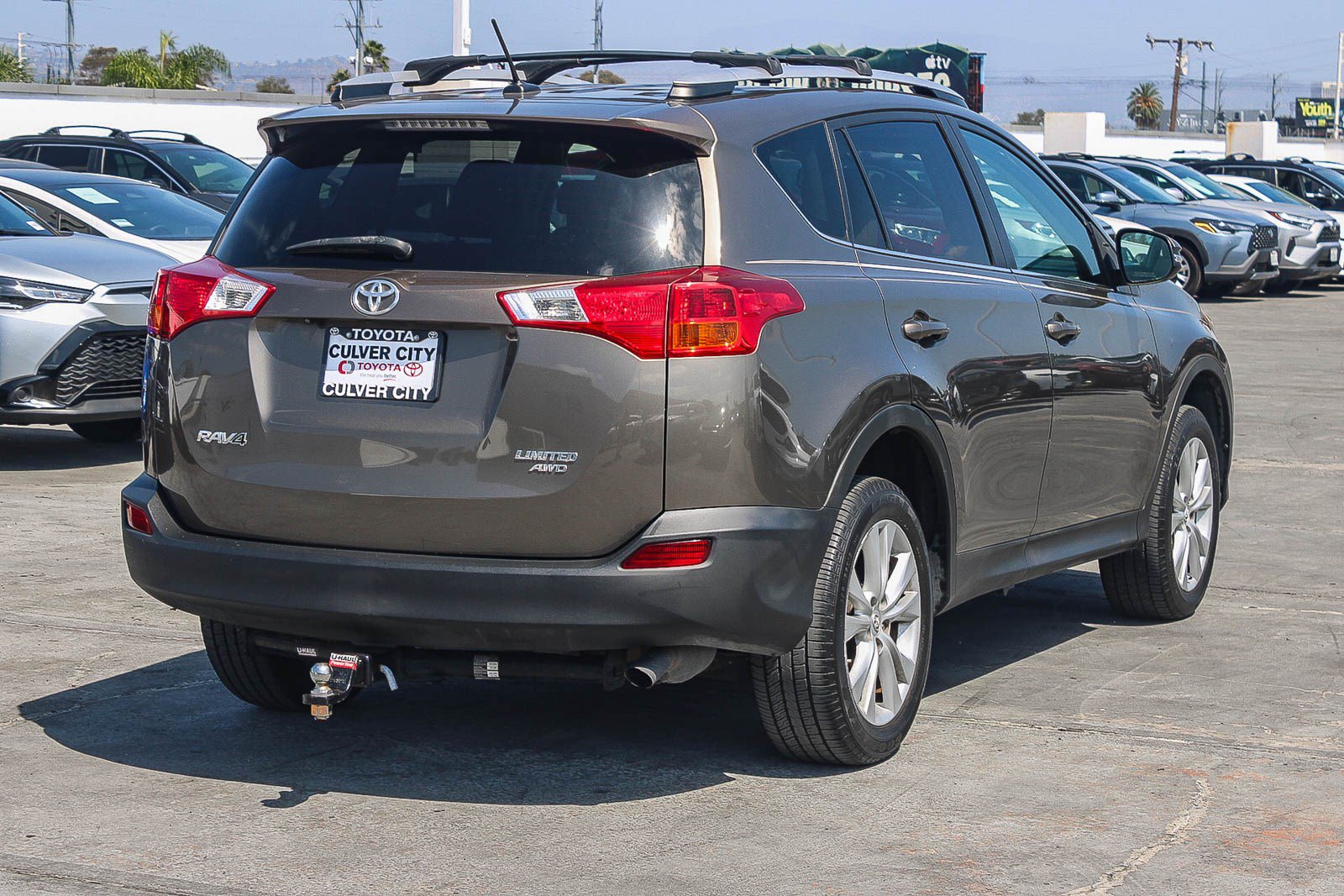 Used 2014 Toyota RAV4 Limited AWD/4WD image 9
