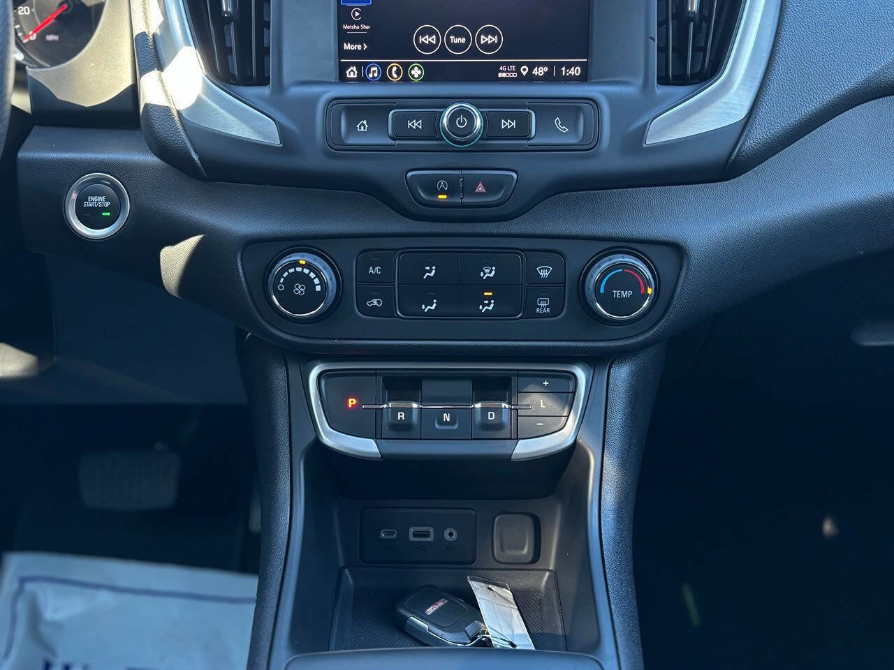 Used 2024 GMC Terrain SLE image 21