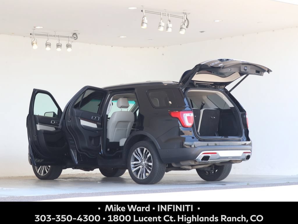Used 2017 Ford Explorer Platinum AWD/4WD image 4