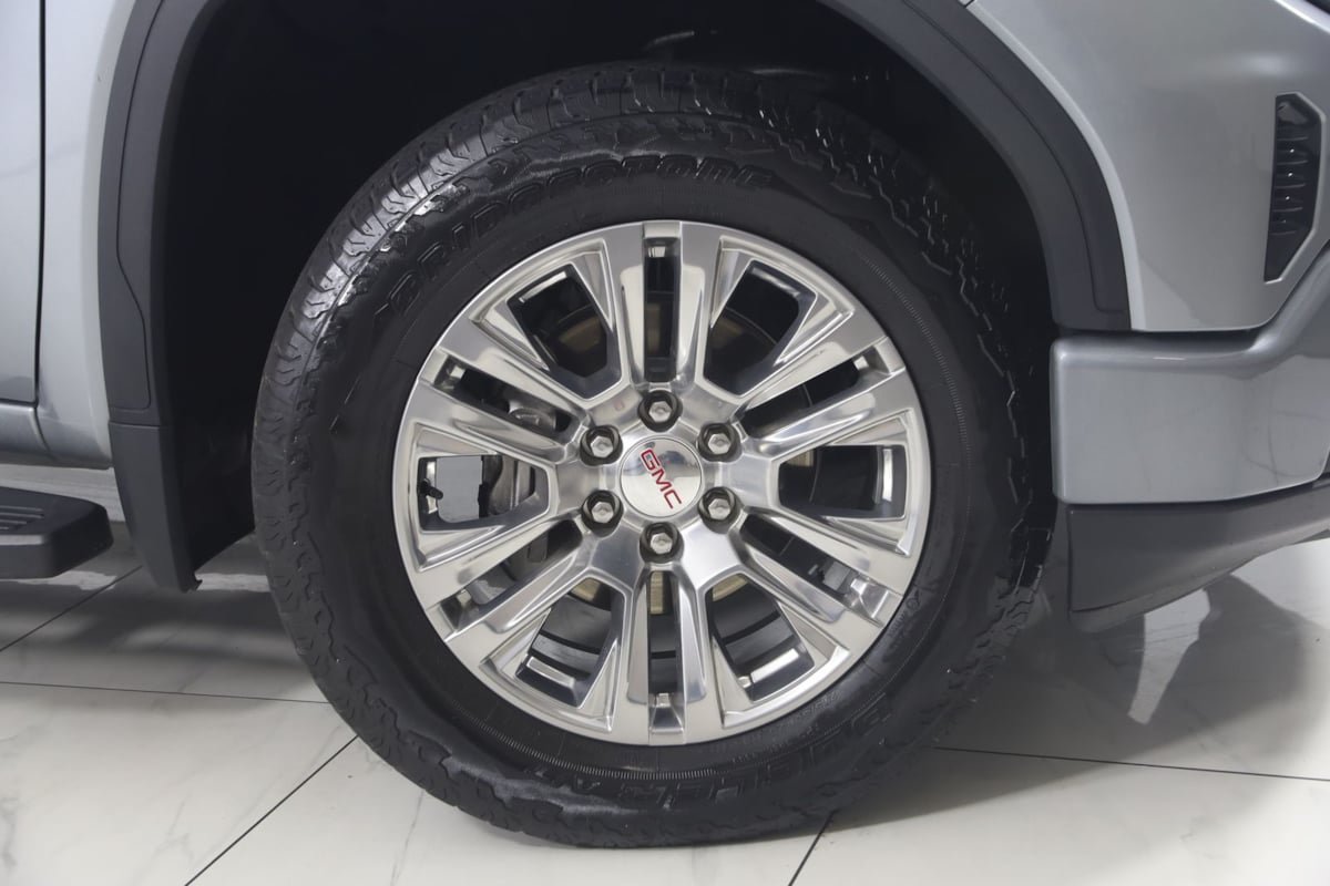 Used 2023 GMC Sierra 1500 Denali AWD/4WD image 17