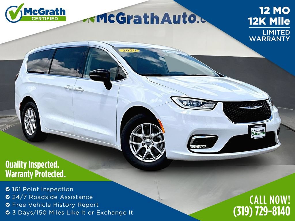 Used 2024 Chrysler Pacifica Touring-L FWD image 1
