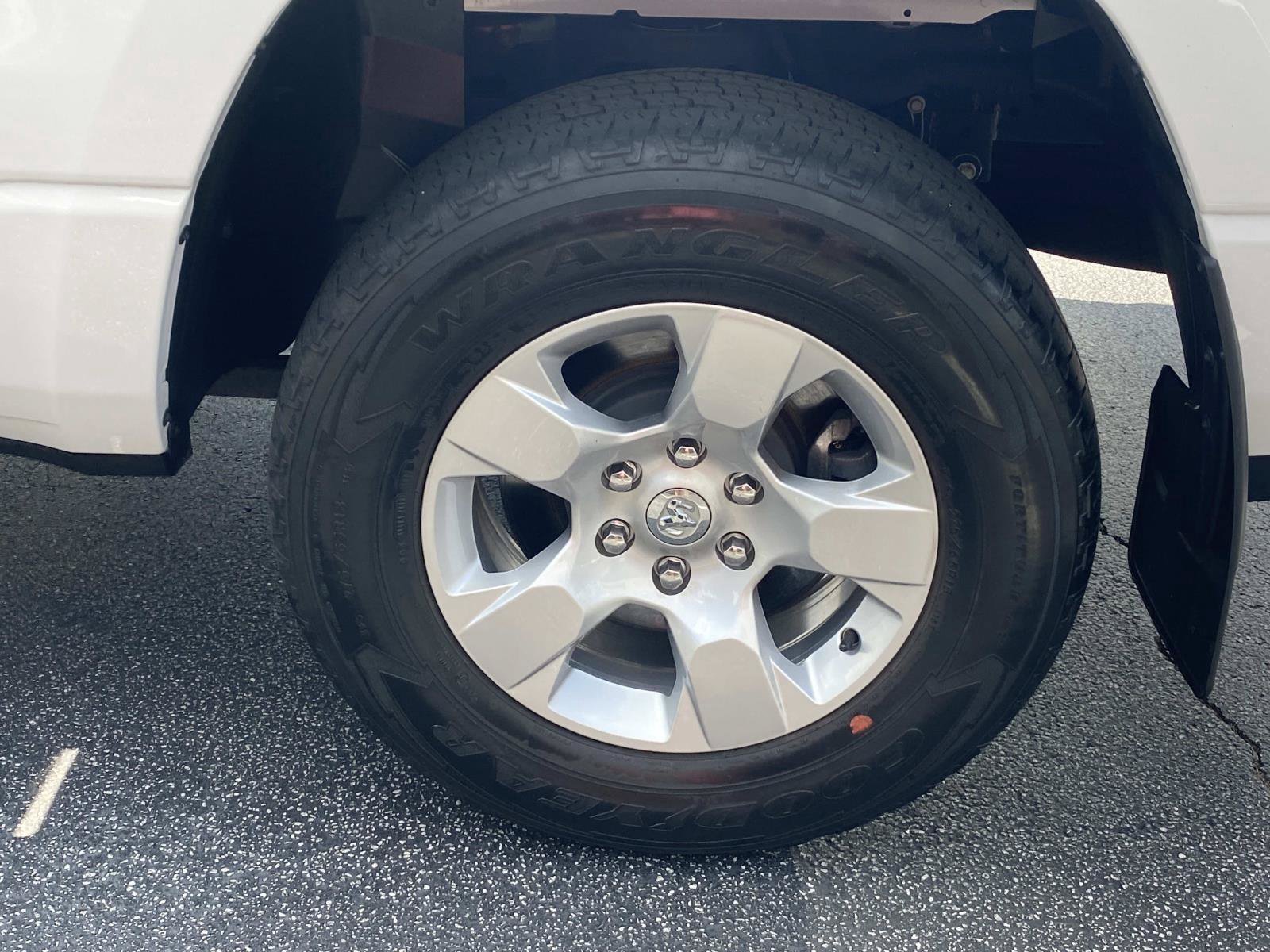 Used 2023 RAM 1500 Big Horn AWD/4WD image 17