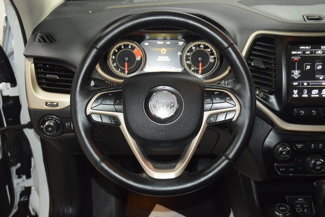 Used 2018 Jeep Cherokee Limited w/ Technology Group image 35