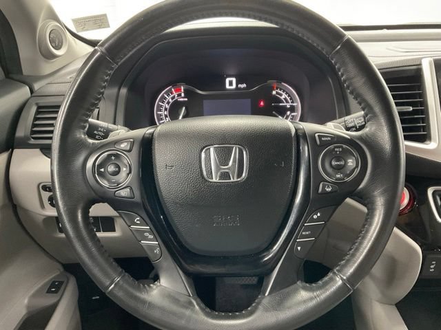 Certified 2017 Honda Pilot Touring image 22