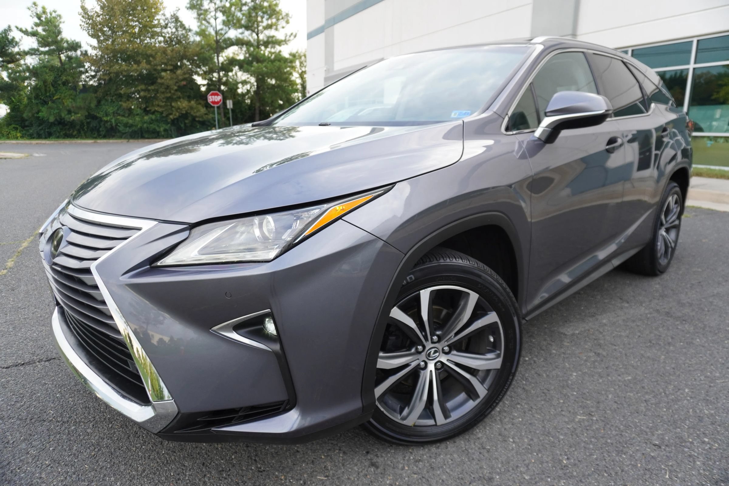 Used 2018 Lexus RX 350L AWD image 3