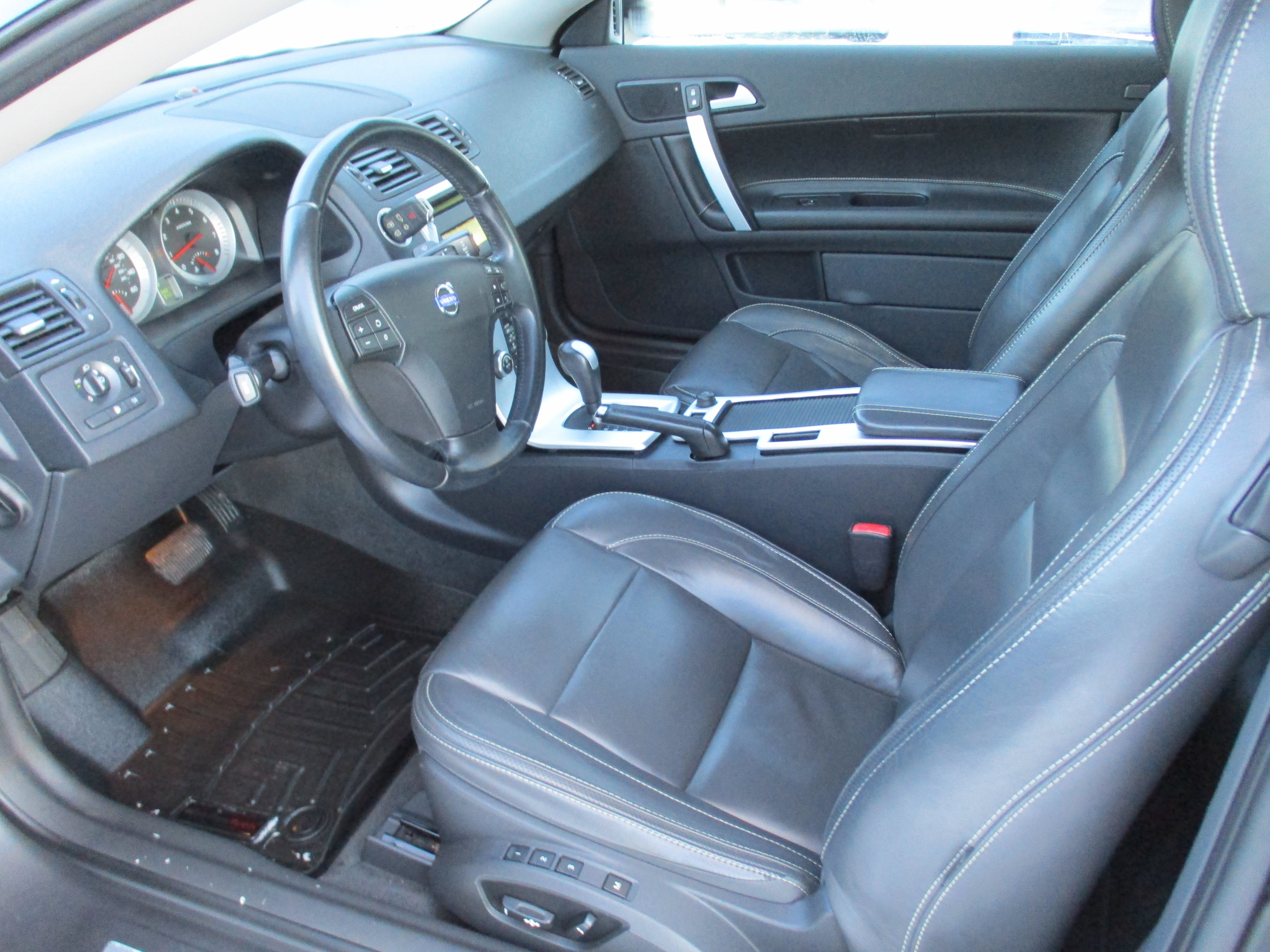 Used 2013 Volvo C70 T5 image 11