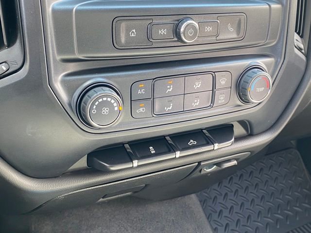 Used 2019 Chevrolet Silverado 1500 Custom w/ Custom Convenience Package AWD/4WD image 19