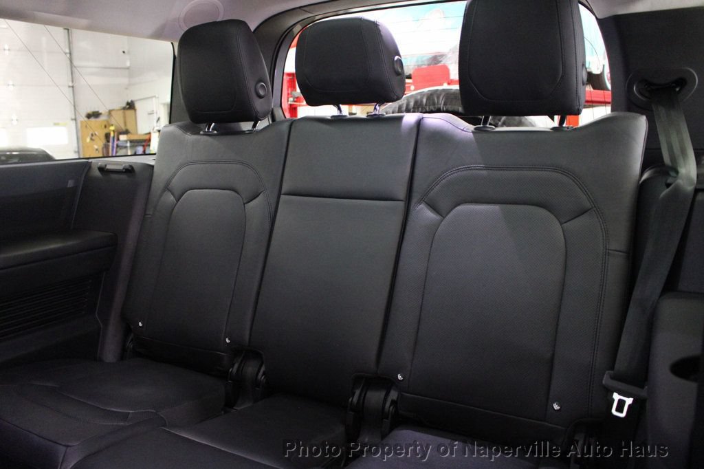 Used 2023 Land Rover Defender 130 SE AWD/4WD image 36