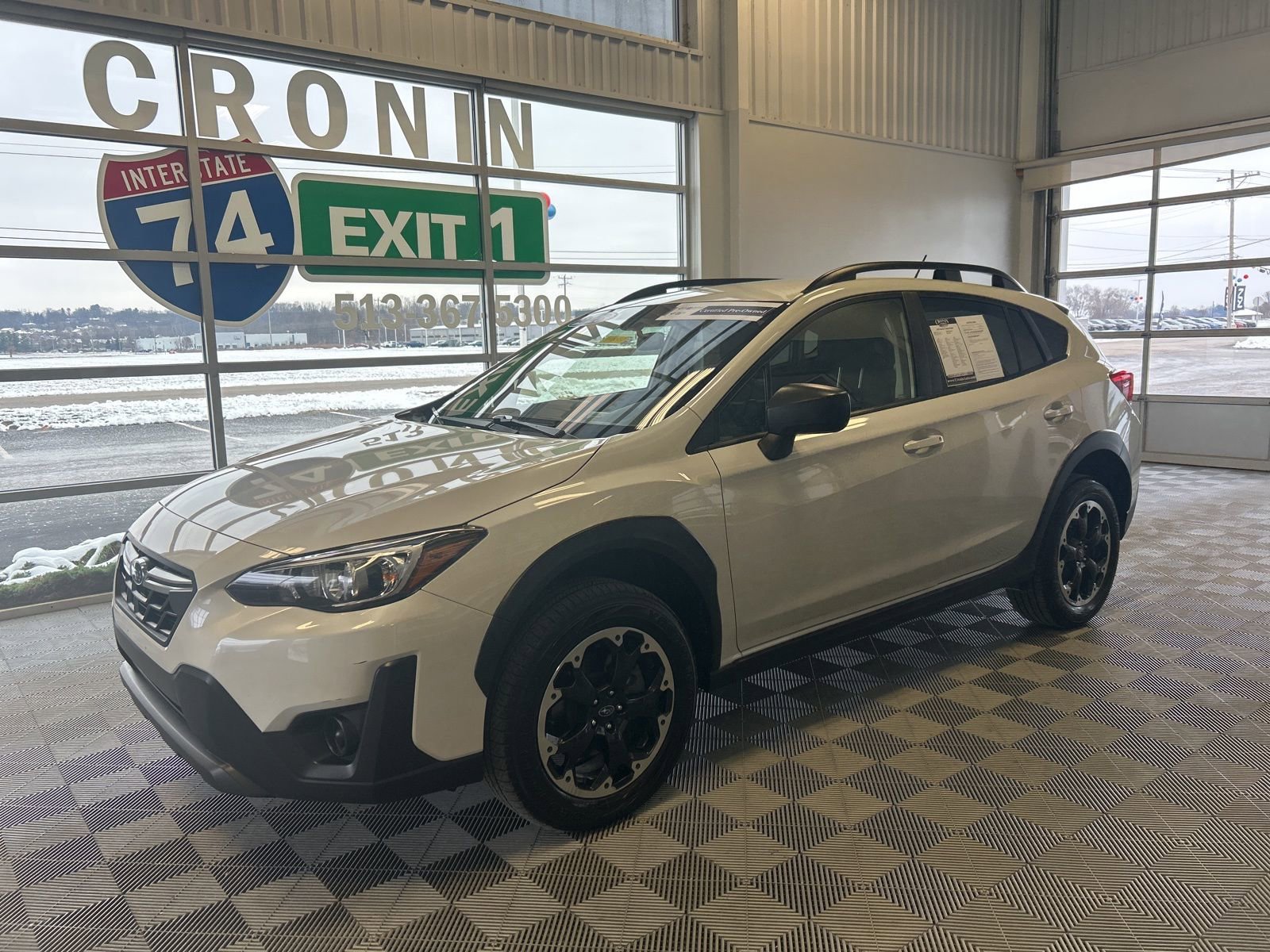 Used 2023 Subaru Crosstrek 2.0i image 3