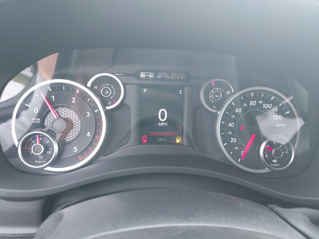 New 2027 RAM 2500 Tradesman AWD/4WD image 18